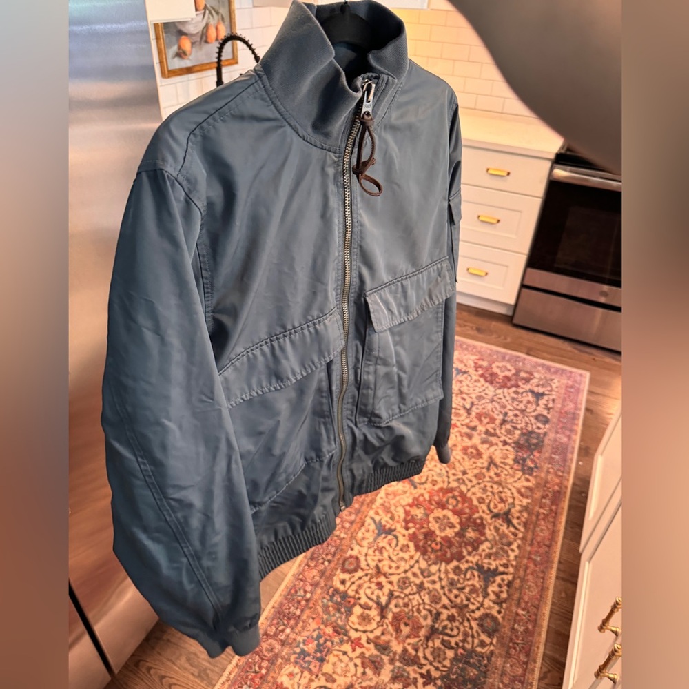 A&F Abercrombie & Fitch lightweight nylon jacket - Picture 11 of 12